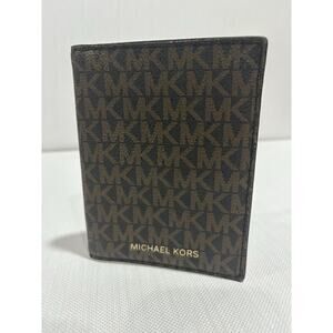Michael Kors Leather Jet Set Travel Passport Holder Wallet Case Brown Signature